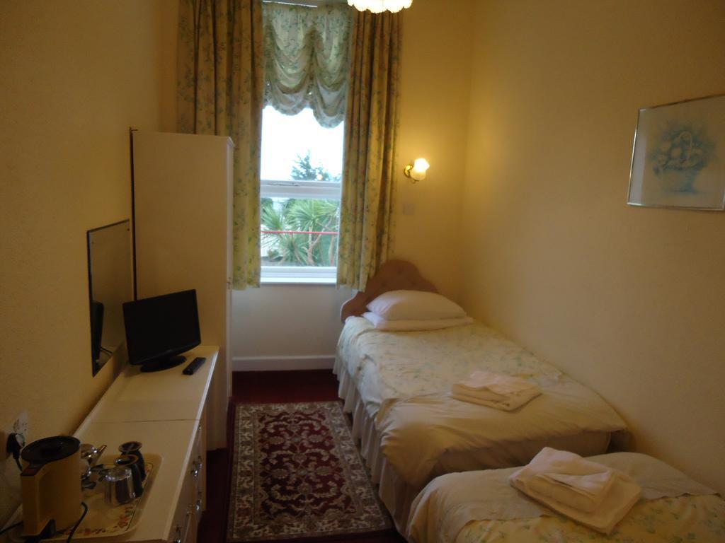 Abbey Court Hotel Торки Номер фото